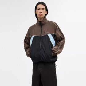 Trainingsjacke aus recyceltem Polyester