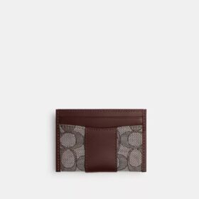 Unverzichtbares Kartenetui aus unserem charakteristischen Jacquard