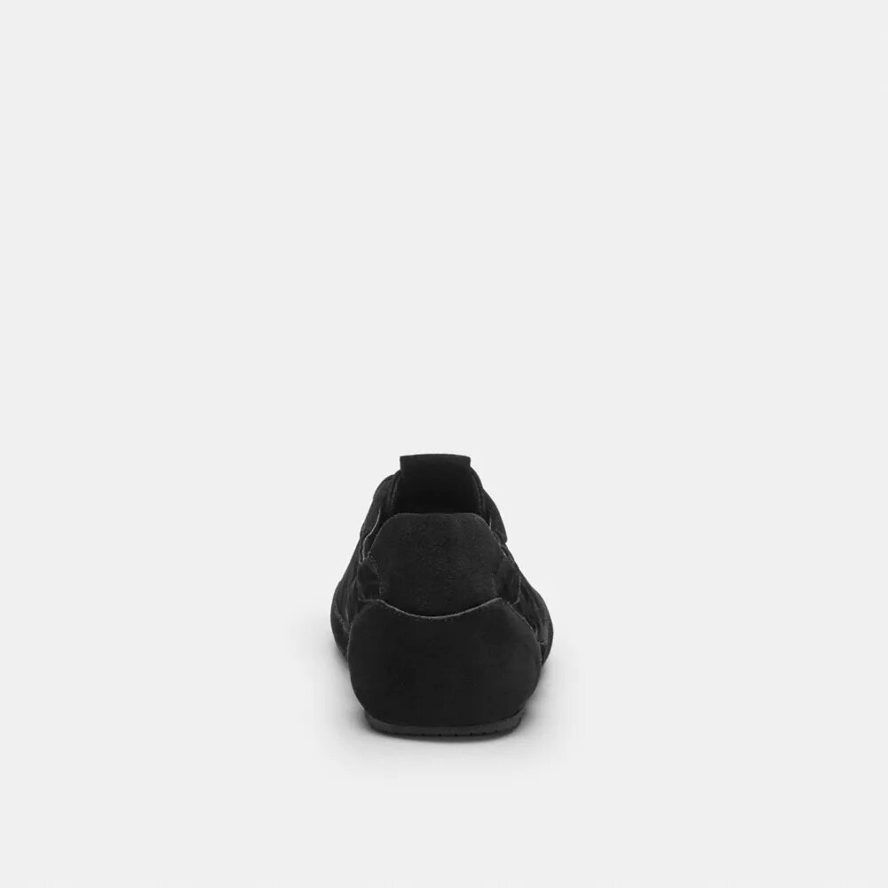 Weicher Sneaker aus charakteristischem Nylon