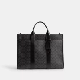 Wesley-Shopper aus Signature Canvas