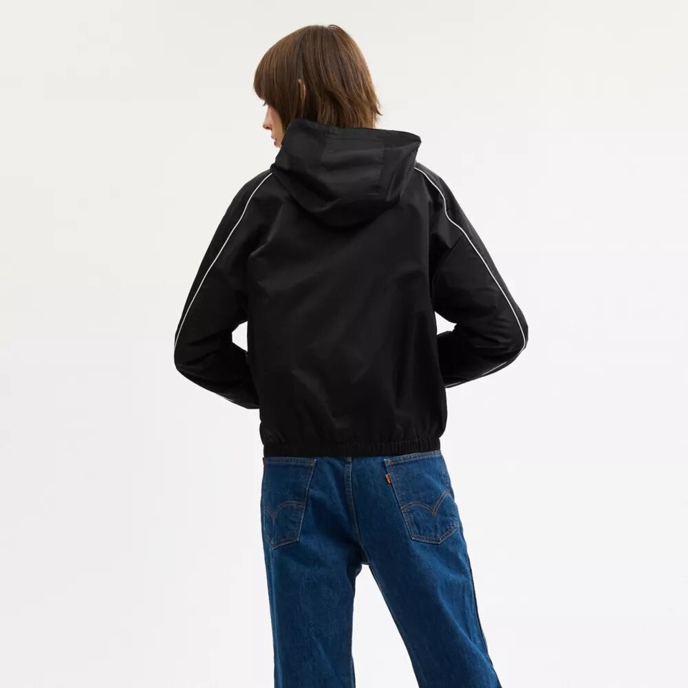 Windbreaker aus recyceltem Polyester