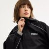 Windbreaker aus recyceltem Polyester